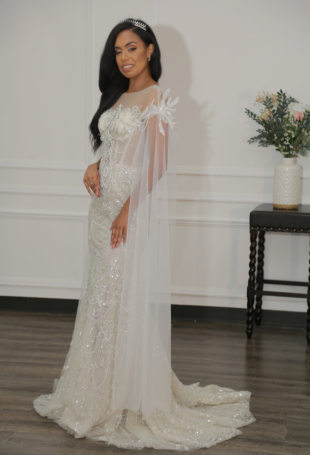 Glamour Cape Wedding Dress